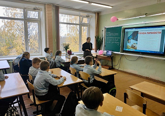 Новое правовое занятие в Средней школе №55 им. А.И. Анощенкова